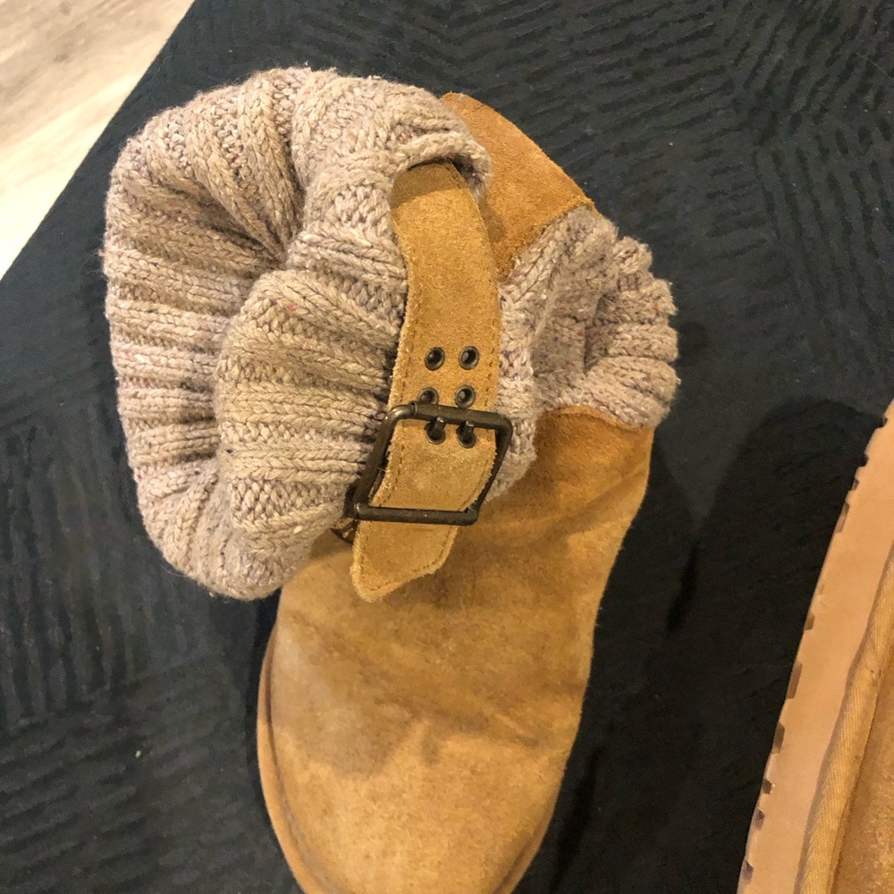 Suede & knit Uggs.